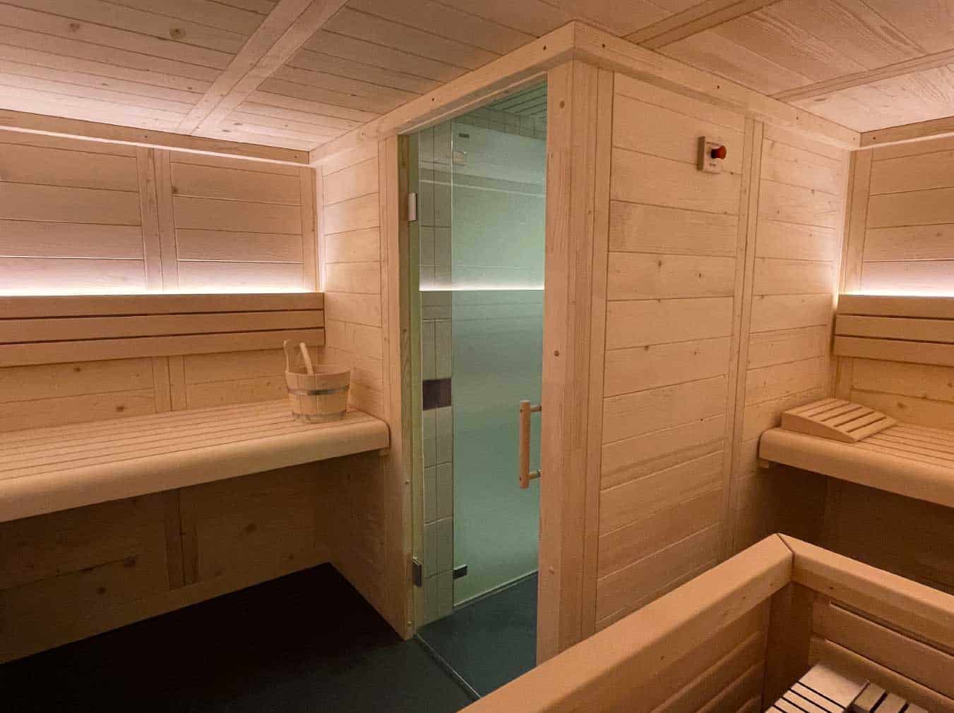 Sanatherm Saunabau GmbH | Saunatechnik | Saunalichttechnik
